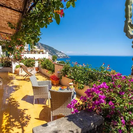 Il Pettirosso In Nyaraló Positano