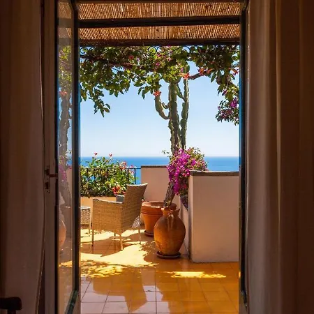 Il Pettirosso In * Positano